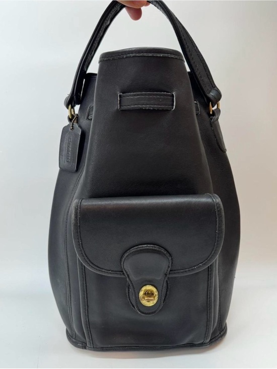 Coach Handbags - Vintage Coach 9992 Black Leather Sling Backpack Crossbody Bag Turnlock 90s⁠